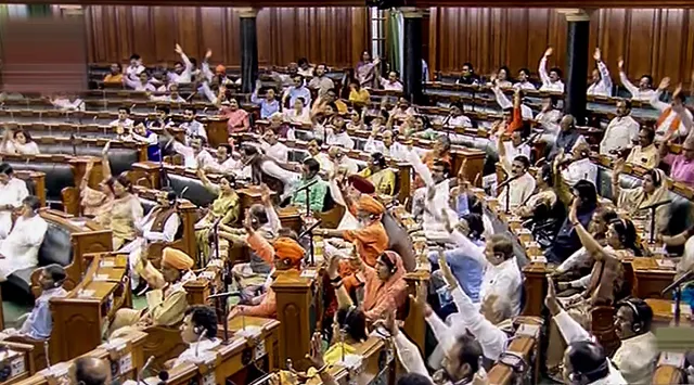 Lok Sabha passes bill to recognise pharmacists qualified under J-K Pharmacy Act